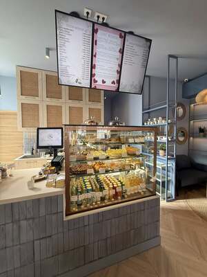 Daily Dose specialty coffee shop image