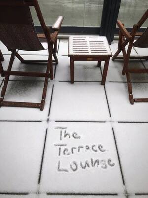 Terrace lounge